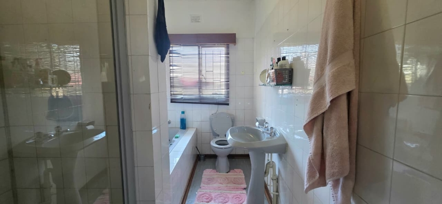 3 Bedroom Property for Sale in Riebeeckstad Free State